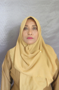 Dra. ELIS SUNARIATI (GURU OLAH RAGA)